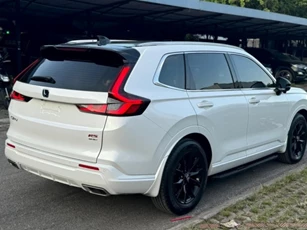 Ngỡ ngàng giá chào bán của Honda CR-V mới lăn bánh 9.000 km