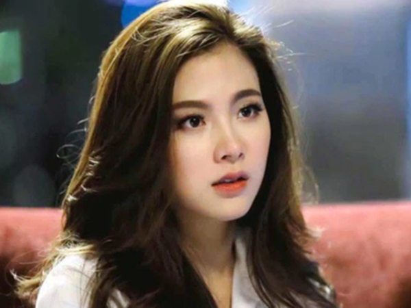 Phát hiện vợ giấu chuyện từng kết hôn trong đêm động phòng, tôi hất văng cô ấy xuống giường, đòi ly hôn nhưng sững sờ khi nghe mẹ tôi nói câu này