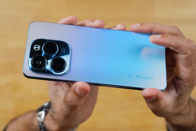 Smartphone giống iPhone 15 Pro, RAM 12 GB, chống nước, giá gần 4 triệu đồng