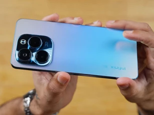 Smartphone giống iPhone 15 Pro, RAM 12 GB, chống nước, giá gần 4 triệu đồng