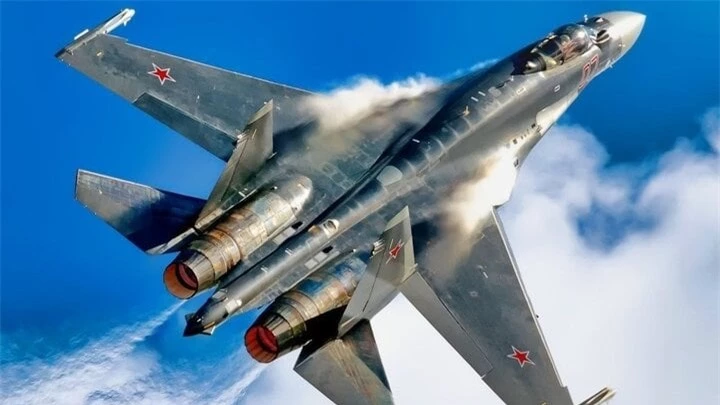 Su-35 của Không quân Nga.