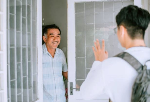 Trả lời một câu hỏi, tôi đã vượt qua 'cửa ải 'của bố vợ tương lai khó tính