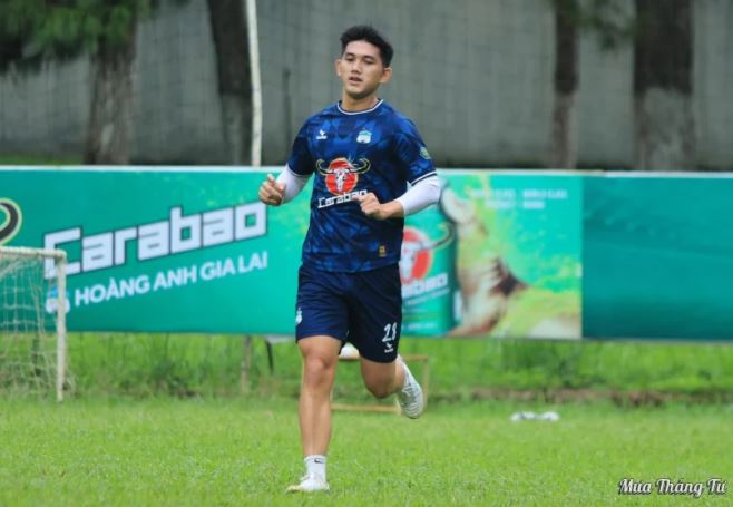 HAGL triệu tập lại 2 cầu thủ từng thi đấu tại Hàn Quốc