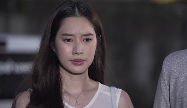 Chồng đột nhiên mang con mèo về nuôi trong phòng riêng, nửa đêm nghe anh khóc nấc tôi bàng hoàng bủn rủn