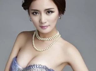 Top 10 nữ minh tinh có vòng một lớn nhất Trung Quốc: Người đứng đầu 95cm, Liễu Nham hay Dương Mịch thua xa