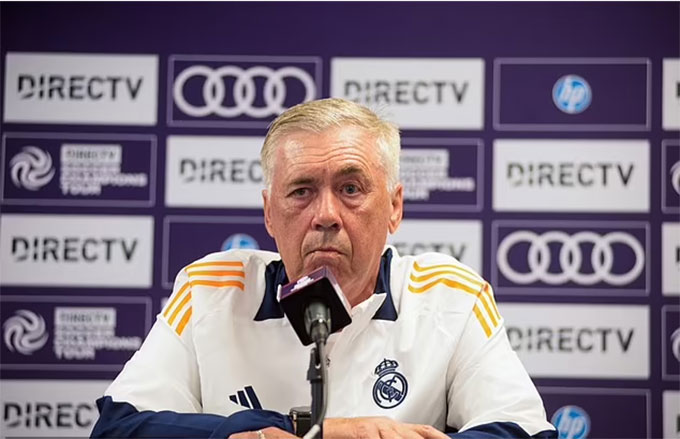 HLV Ancelotti tiết lộ thời điểm Mbappe đá trận ra mắt Real