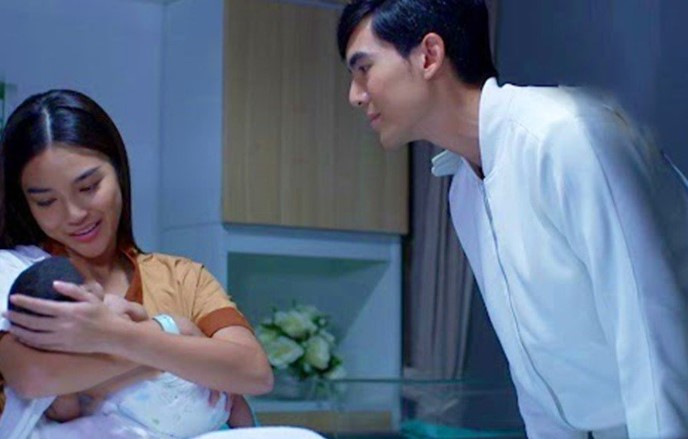 Vợ quyết không chịu về nhà chồng ở cữ, nhưng sau khi nghe được câu chuyện từ người họ hàng, cô ấy phăm phăm đòi về