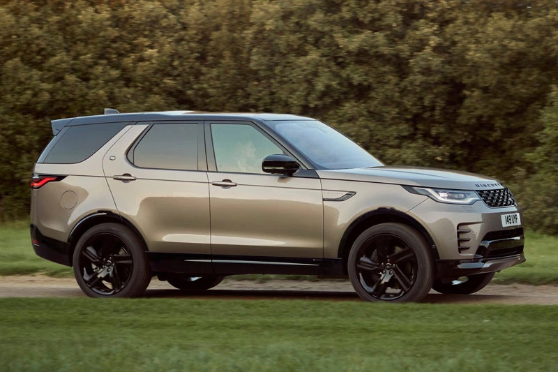 Land Rover Discovery.