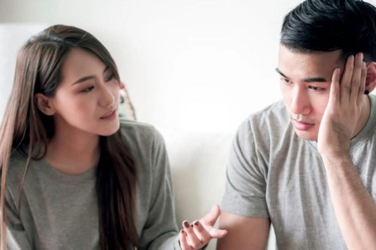 Bối rối khi em chồng muốn mượn sổ đỏ để vay tiền trả nợ