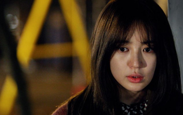 Hàng xóm lắp camera chỉa sang sân nhà mình, tôi liền xin kiểm tra để bắt trộm, nào ngờ nhận được kết quả sốc tột độ