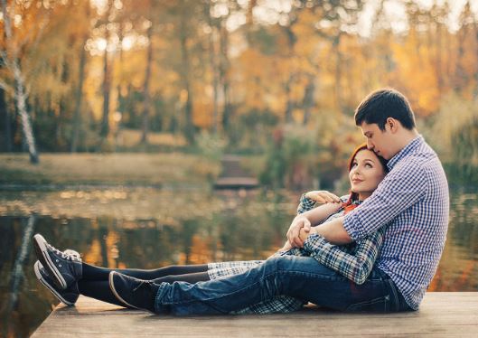 Ở tuổi 35, tôi đám cưới lần thứ hai với mối tình đầu nhưng đến đêm tân hôn cô ấy làm ra hành động khiến tôi gần như gục xuống đất