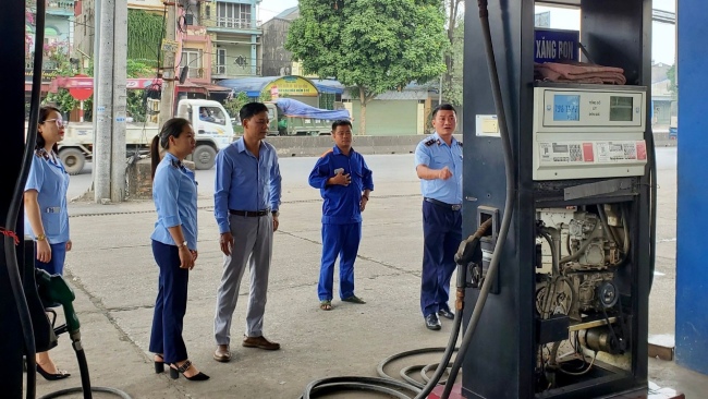 24 doanh nghiệp xăng dầu có dấu hiệu vi phạm

