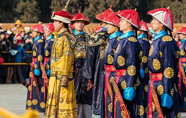 T&#x1EA1;i sao c&#xE1;c ho&#xE0;ng &#x111;&#x1EBF; Trung Hoa c&#x1ED5; &#x111;&#x1EA1;i l&#x1EA1;i &#x111;&#x1EC3; th&#xE1;i gi&#xE1;m h&#x1EA7;u h&#x1EA1; thay v&#xEC; ch&#x1ECD;n nh&#x1EEF;ng cung n&#x1EEF; xinh &#x111;&#x1EB9;p? L&#xFD; do r&#x1EA5;t th&#x1EF1;c t&#x1EBF;