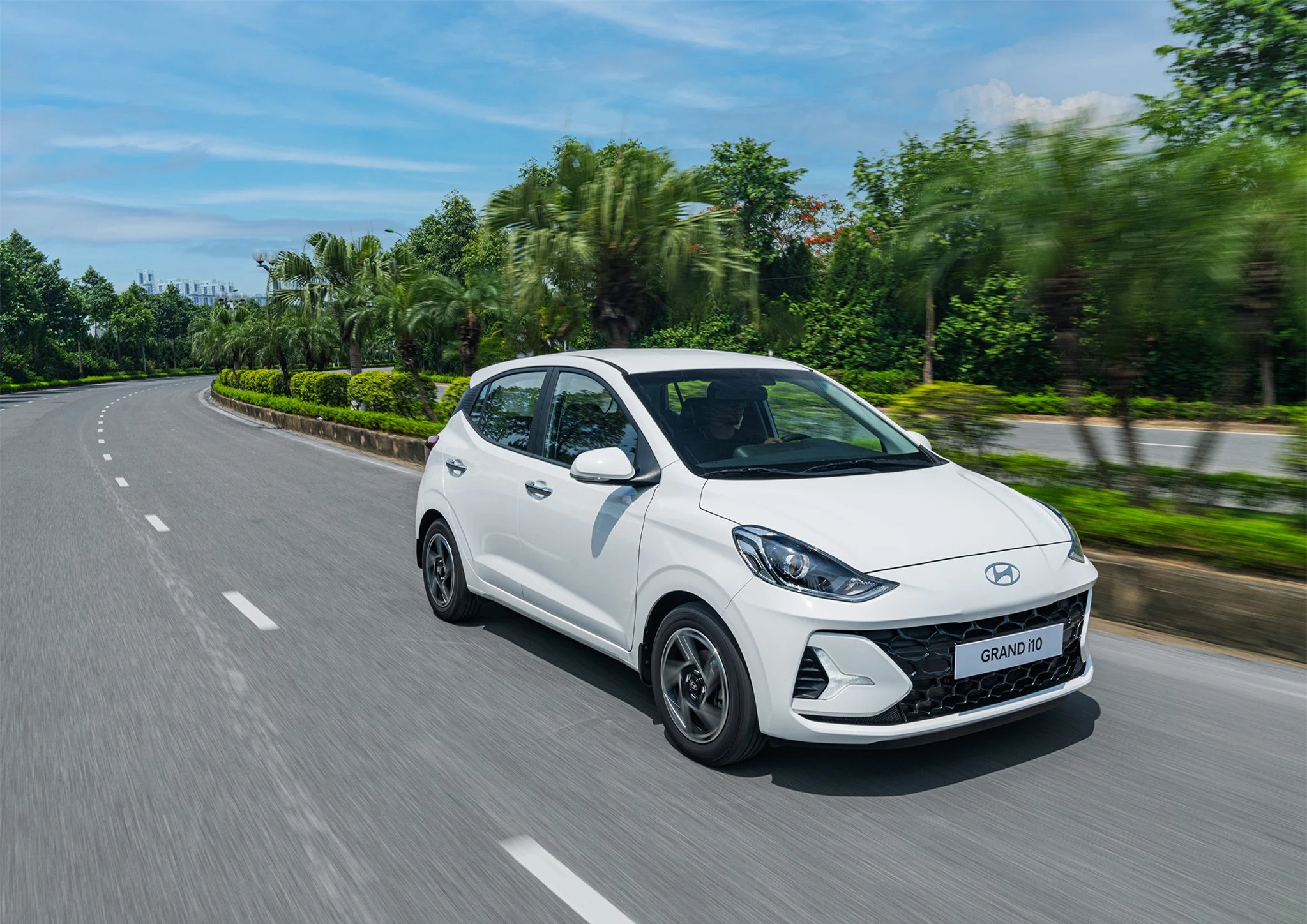 Đại chiến Kia Morning, Hyundai Grand i10 đang có giá lăn bánh rẻ ‘khó cưỡng’ đầu tháng 8/2024 ảnh 1