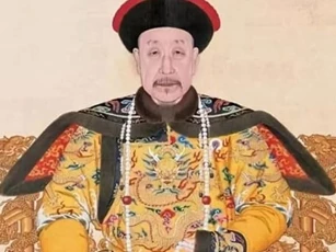 Càn Long hỏi tướng lĩnh muốn thưởng gì? Một người muốn chức quan, một người muốn mỹ nhân, nhưng kết cục của họ hoàn toàn khác nhau