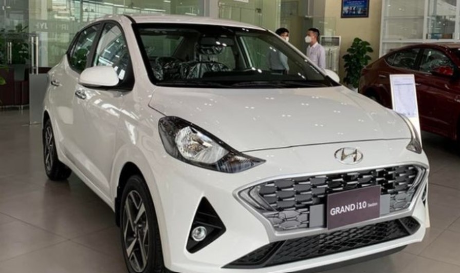 Đại chiến Kia Morning, Hyundai Grand i10 đang có giá lăn bánh rẻ ‘khó cưỡng’ đầu tháng 8/2024