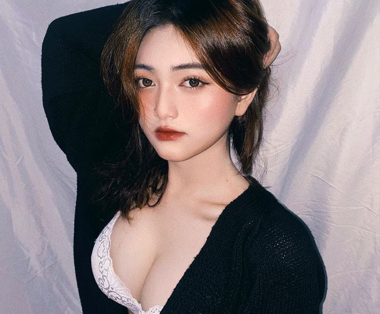 'Nóng mắt' khi ngắm thân hình gợi cảm của hot girl Sài thành