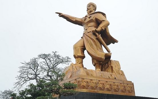 Vị vua duy nhất của Việt Nam có sức mạnh ngang Hạng Vũ: Sinh ra đã có quý tướng, lừng danh thiên hạ