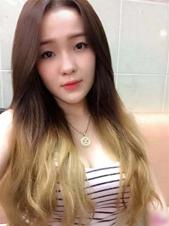 Ngân 98, ảnh cũ Ngân 98, Ngân 98 phẫu thuật, sao việt 
