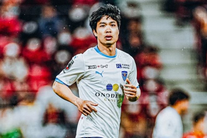 Đội của Công Phượng thăng hoa, dẫn đầu giải Nhật Bản