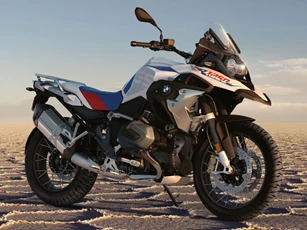 Bảng giá xe máy BMW tháng 8/2024: Ưu đãi lên tới 100 triệu đồng