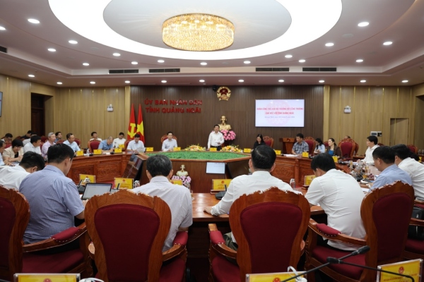 Quảng Ngãi đề nghị Bộ Công Thương hỗ trợ các dự án công nghiệp lớn