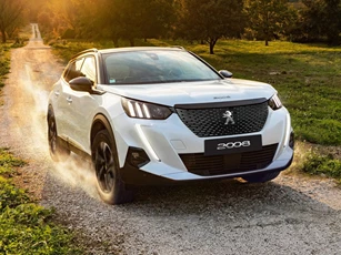 Bảng giá xe Peugeot tháng 8/2024