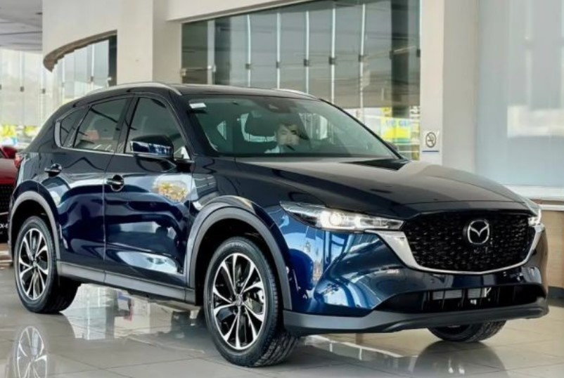 Giá lăn bánh Mazda CX-5 đầu tháng 8/2024 siêu hấp dẫn, quyết cho Honda CR-V ‘hít bụi’ về doanh số