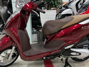 Giá xe Honda LEAD đầu tháng 8/2024 rẻ chưa từng có, lấn át Vision nhờ giảm giá tháng 'cô hồn'