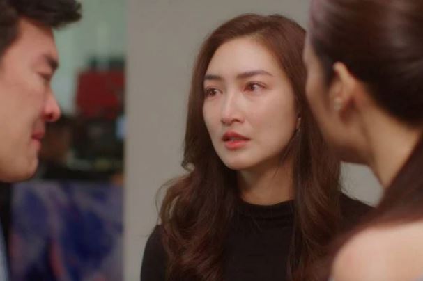 Bị chê ít học, tôi hỏi ngược một câu khiến anh chồng cứng họng