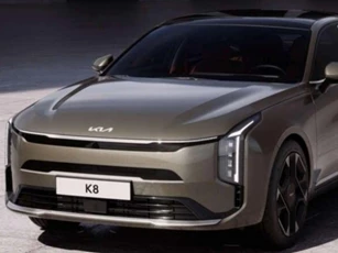 Vén màn Kia K8 2025: 3 tùy chọn động cơ, giá khởi điểm quy đổi từ 688 triệu đồng