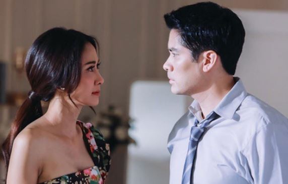 Kết hôn 4 năm nhưng vẫn chưa có một mụn con, vô tình một ngày nhậu với vợ, tôi nghẹn ngào khi nghe lời thú nhận của em...