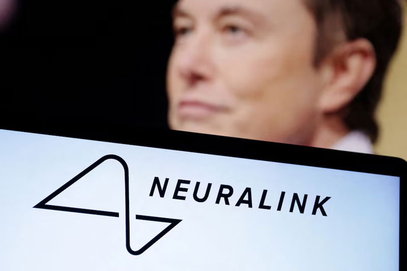 Neuralink đã lắp đặt thiết bị vi mạch vào não của bệnh nhân thứ hai
