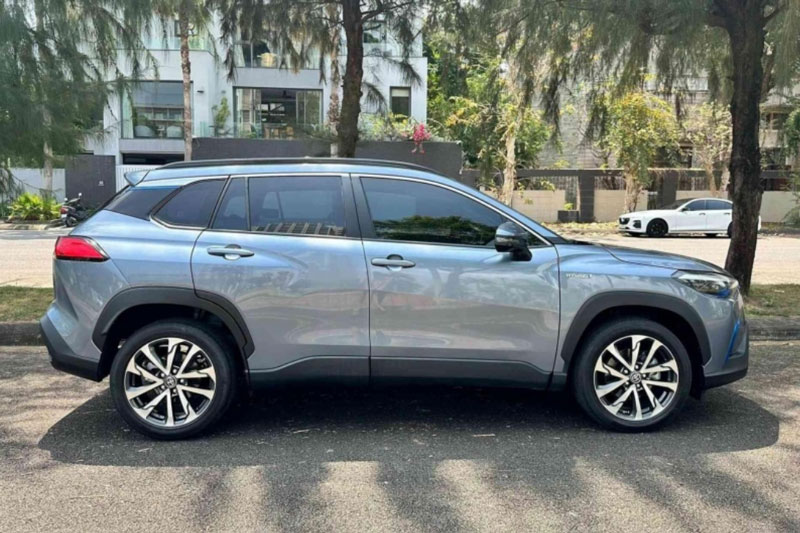 Sau 3 năm sử dụng, Toyota Corolla Cross Hybrid được chủ nhân bán lại với giá khó tin