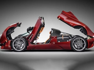 Chiêm ngưỡng siêu xe Pagani Utopia Roadster vừa trình làng
