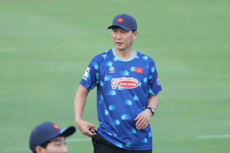 HLV Kim Sang Sik gọi Công Phương lên tuyển