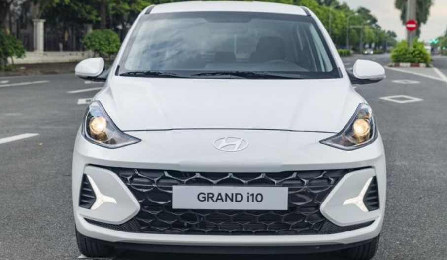 Giá lăn bánh Hyundai Grand i10 tháng 8/2024 ‘rẻ ngã ngửa’, quyết hạ đo ván Kia Morning
