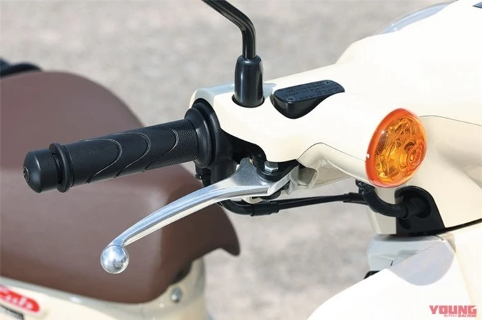 Honda-Super-Cub-4