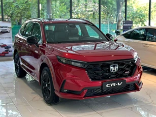 Honda CR-V 2024 giảm giá hơn 130 triệu đồng tại Việt Nam, ‘đe nẹt’ Mazda CX-5