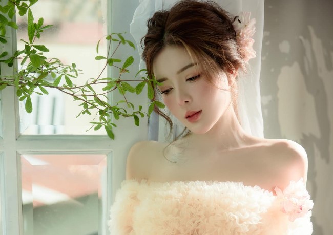 &#x27;Say &#x111;&#x1EAF;m&#x27; tr&#x1B0;&#x1EDB;c v&#x1EBB; &#x111;&#x1EB9;p nh&#x1B0; b&#xFA;p b&#xEA; c&#x1EE7;a hot girl Kh&#xE1;nh H&#xF2;a