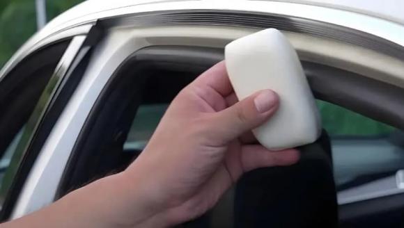 Tại sao các tài xế kỳ cựu lại bỏ một bánh xà phòng vào xe? Thì ra nó có tác dụng tuyệt vời như vậy nên tôi nhanh chóng bỏ một miếng vào