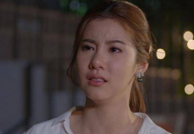 Lặng người nghe tin chồng qua đời, 7 năm sau mới đi bước nữa thì hoảng hồn khi đúng ngày cưới nhìn thấy người này ghé thăm