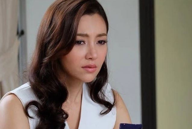 Nửa đêm chồng một mực đuổi tôi đi, anh hàng xóm chạy xộc qua làm một việc khiến tôi rụng rời tay chân, không nói nên lời