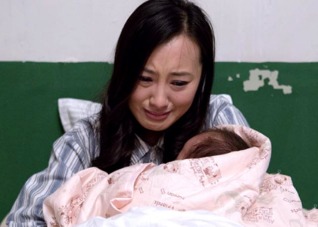 Nuôi 'tiểu tam' mang thai nhưng sau sinh thì qua đời bỏ lại đứa con, tôi 'chết lặng' với hành động của vợ sau đó