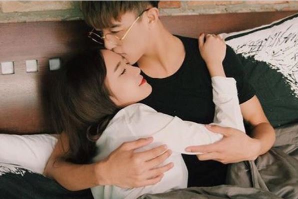 Vợ đau bụng hai ngày hai đêm mới sinh con, chồng mệt mỏi thiếp đi, khi tỉnh dậy thì bàng hoàng với cảnh tượng trươc mắt