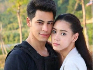 Dọn phòng giúp bạn trai, tôi tái mặt khi bất ngờ phát hiện ra một tấm ảnh được giấu kín