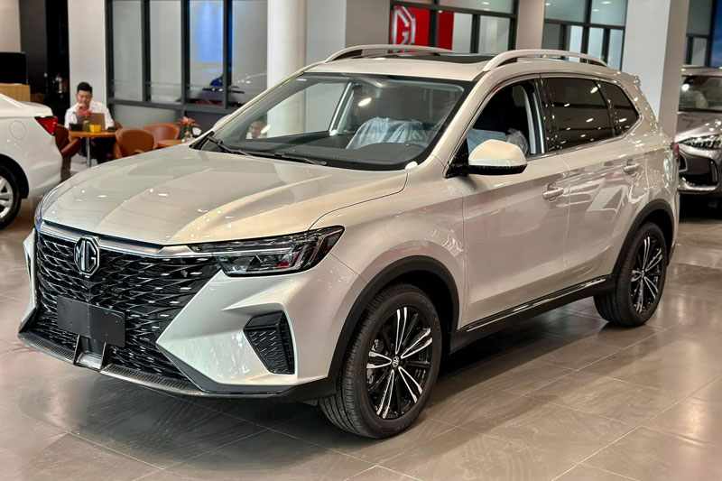 ‘Ké ngáng đường’ Mazda CX-5 giảm giá 120 triệu đồng tại Việt Nam