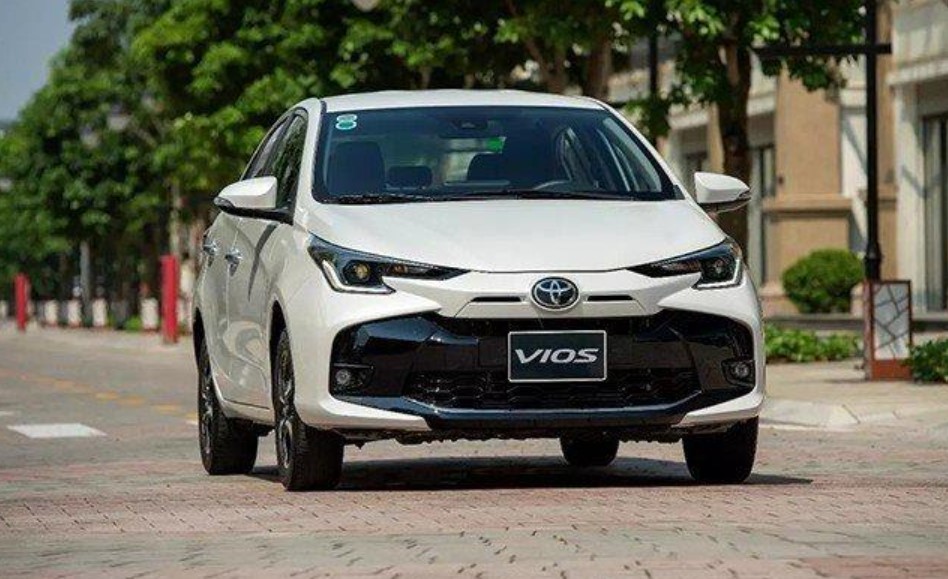 Phân khúc sedan cỡ B tháng 7/2024: Toyota Vios bán nhiều gần gấp đôi Hyundai Accent