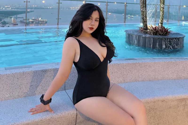 Ngắm vòng 3 hơn 1 mét của hot girl Quảng Ngãi