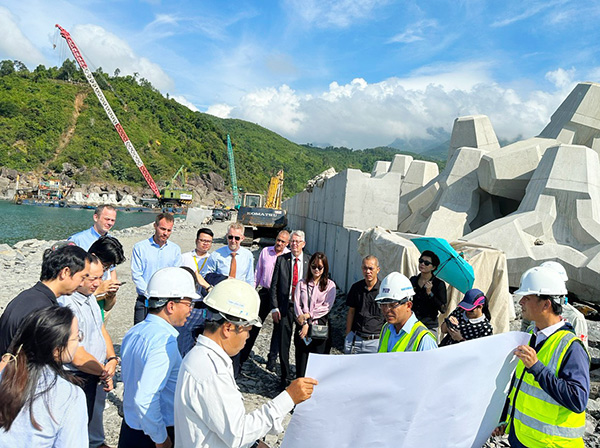 Đà Nẵng: Đề nghị lấy ý kiến, xem xét hồ sơ đăng ký đầu tư vào cảng Liên Chiểu